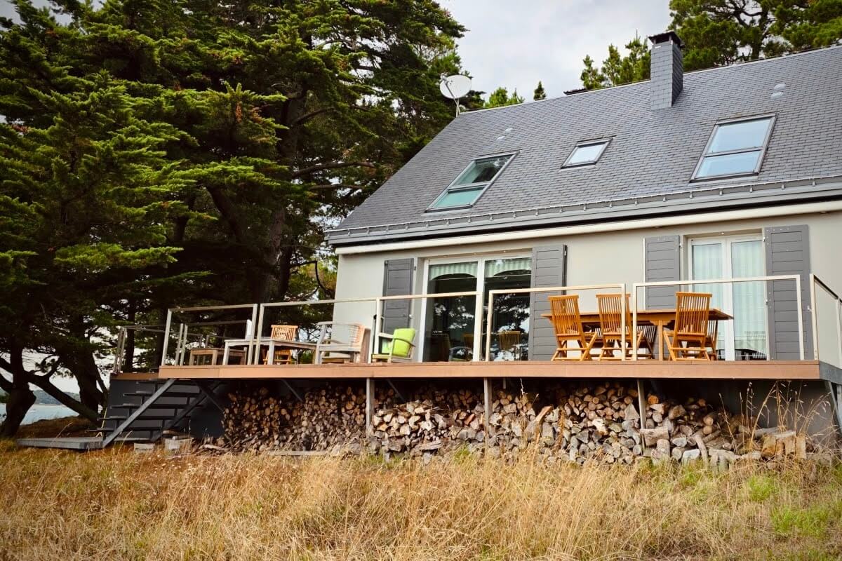 Vue extérieure de la maison principale