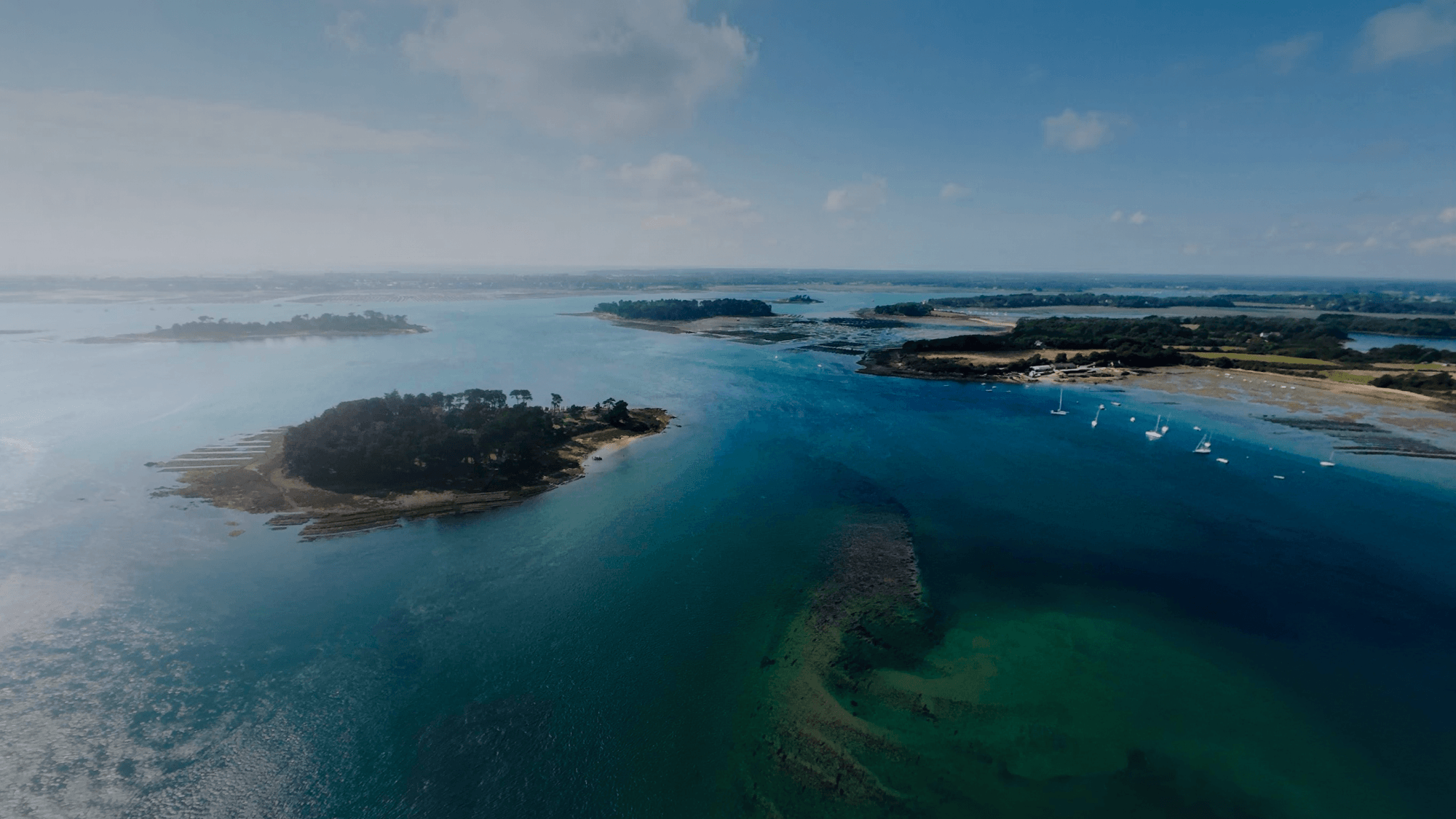 Vue aérienne du Golfe du Morbihan